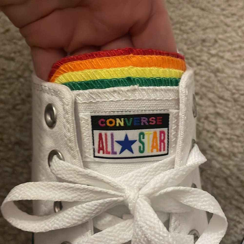 PRIDE converse - Picture 2 of 4